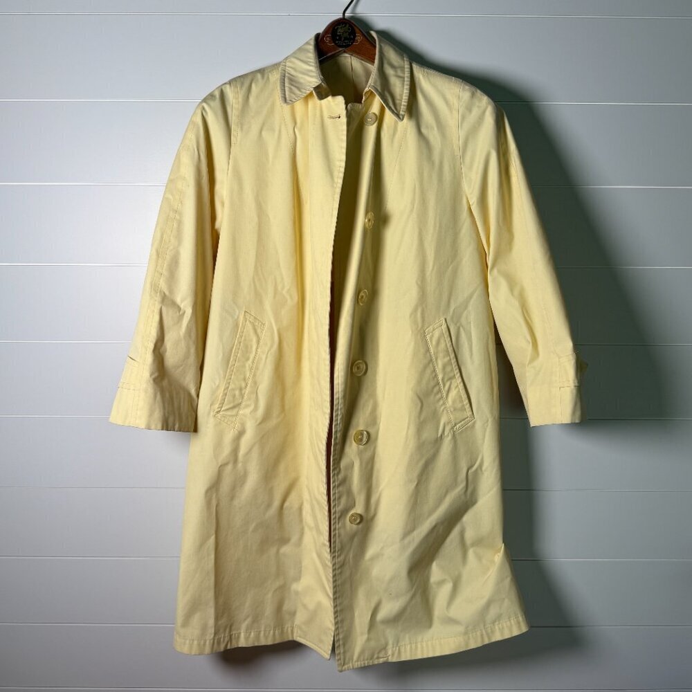 Vintage London Fog Womens Trench Coat Size 8 Petite Yellow Swing Jacket Overcoat